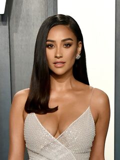 Shay Mitchell